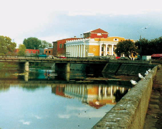 Река Миасс в городе Челябинске 
